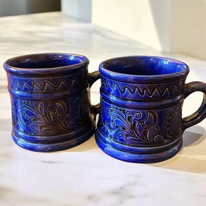 Pair of VTG Korond Pottery Folk Art Blue/Black Ceramic Mugs Hand Painted Signed